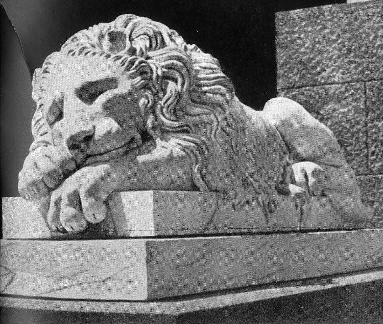 7. Спящий лев. Скульптура В. Боннани 7. Спящий лев. Скульптура В. Боннани