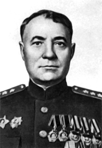 Я.Т. Черевиченко. В 1941 г. — командующий 9-й армией Южного фронта Я.Т. Черевиченко. В 1941 г. — командующий 9-й армией Южного фронта