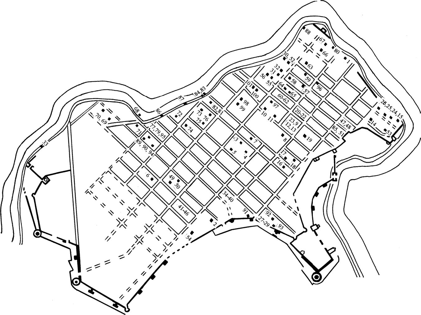 Рис. 9. План расположения рыбозасолочных цистерн (по состоянию на 2002 г.) Рис. 9. План расположения рыбозасолочных цистерн (по состоянию на 2002 г.)