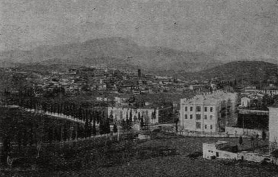Алушта. Общий вил на восточную сторону Алушта. Общий вил на восточную сторону