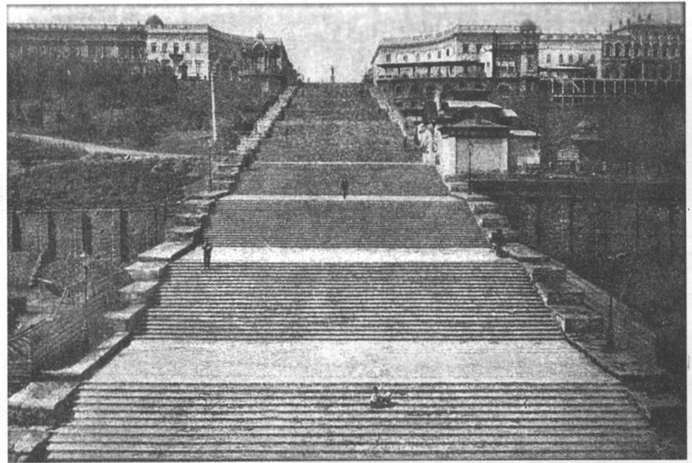 Одесса. Гранитная лестница к морю с памятником Ришелье Одесса. Гранитная лестница к морю с памятником Ришелье